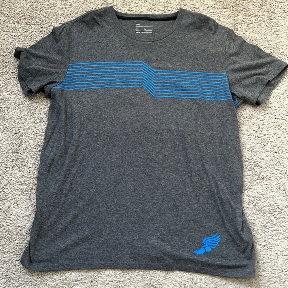 Gap T-Shirt